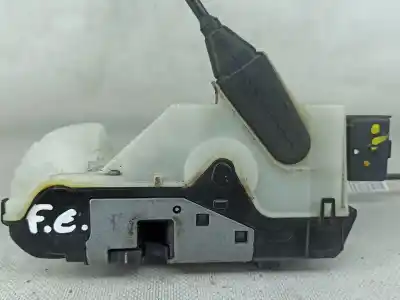 Peça sobressalente para automóvel em segunda mão fechadura da porta dianteira esquerda por peugeot 2008 i (cu_) 1.6 hdi referências oem iam 9812500880