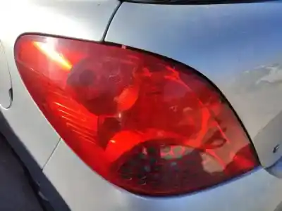 Pezzo di ricambio per auto di seconda mano LAMPADA POSTERIORE SINISTRA per PEUGEOT 207 (WA_, WC_)  Riferimenti OEM IAM   