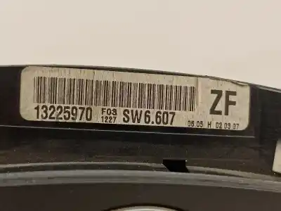 Peça sobressalente para automóvel em segunda mão quadrante por opel astra h gtc (a04) 1.4 (l08) referências oem iam 13225970   Peça sobressalente para automóvel em segunda mão quadrante por opel astra h gtc (a04) 1.4 (l08) referências oem iam 13225970