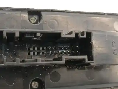 Peça sobressalente para automóvel em segunda mão botão / interruptor elevador vidro dianteiro esquerdo por opel astra h gtc (a04) 1.4 (l08) referências oem iam 13228706   Peça sobressalente para automóvel em segunda mão botão / interruptor elevador vidro dianteiro esquerdo por opel astra h gtc (a04) 1.4 (l08) referências oem iam 13228706