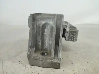 Second-hand car spare part engine support for audi a3 (8p1) 2.0 fsi oem iam references 1k0199262m  