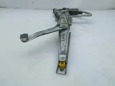 Second-hand car spare part passenger side right window regulator for opel corsa c (x01) 1.2 (f08 f68) oem iam references 09113364  