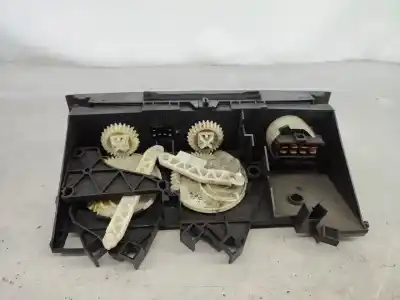 Автозапчастина б/у клімат-контроль для volvo v40 combi (vw) 1.9 td gasóleo 1997 5p посилання на oem iam 9041704797  