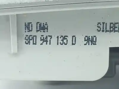 Second-hand car spare part interior light for audi a3 (8p1) 2.0 tdi 16v oem iam references 8p0947135d  