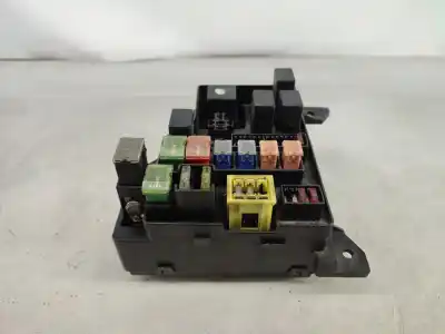 Second-hand car spare part fuse box unit for volvo v40 combi (vw) 1.9 td gasóleo 1997 5p oem iam references 