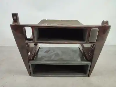 Автозапчасти б/у центральная консоль за volvo v40 combi (vw) 1.9 td gasóleo 1997 5p ссылки oem iam 73180