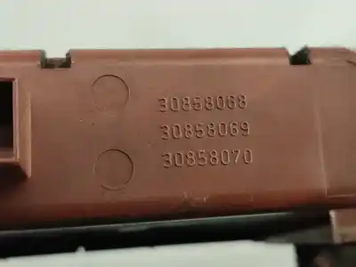 Pezzo di ricambio per auto di seconda mano console centrale per volvo v40 combi (vw) 1.9 td gasóleo 1997 5p riferimenti oem iam 73180  