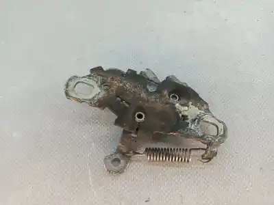 Автозапчастина б/у замок капота для peugeot 208 caixa (cr_) 1.6 hdi 92 посилання на oem iam 