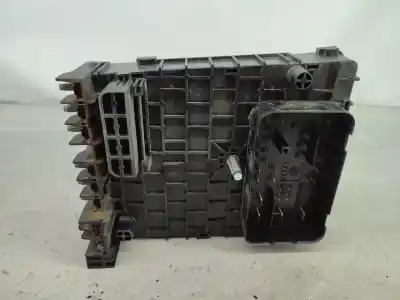 Автозапчасти б/у блок реле/предохранителей за volkswagen passat variant (3c5) 2.0 tdi ссылки oem iam 3c0937125  