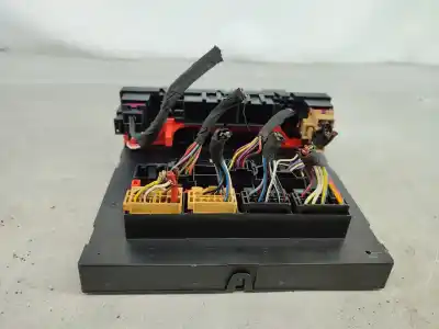 Автозапчасти б/у блок реле/предохранителей за volkswagen passat variant (3c5) 2.0 tdi ссылки oem iam 3c0937049l