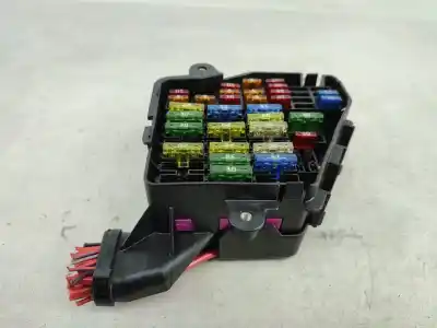 Автозапчасти б/у блок реле/предохранителей за audi a4 avant (8ed) 2.0 16v tdi ссылки oem iam 8d1941824  