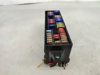 Second-hand car spare part fuse box unit for skoda fabia i hatchback (6y2) 1.2 gasolina 2004 5p oem iam references 5j0937615a