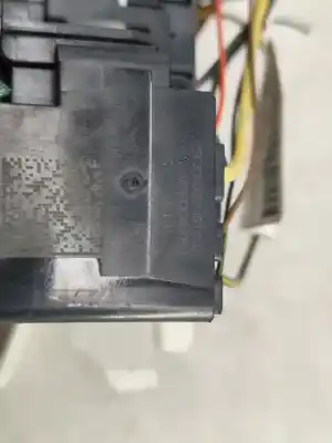 Автозапчасти б/у блок реле/предохранителей за seat leon (5f1) 1.6 tdi ссылки oem iam 5q0937615c  