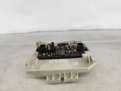 Peça sobressalente para automóvel em segunda mão caixa de fusíveis e relés por citroen xsara (n1) 1.4 i referências oem iam 9637655180