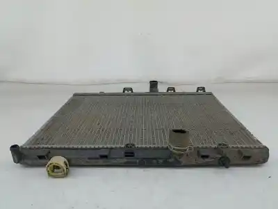 Автозапчастина б/у водяний радіатор для peugeot 208 caixa (cr_) 1.6 hdi 92 посилання на oem iam 873460200