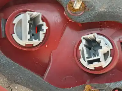 Second-hand car spare part front right headlight for mazda 3 (bk) 1.3 (bk14) oem iam references   