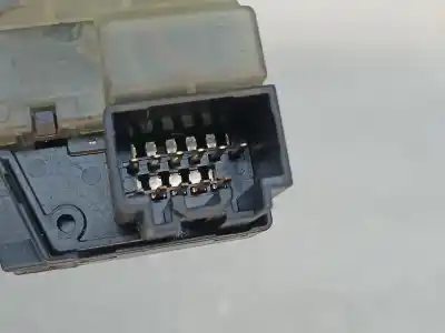 Pezzo di ricambio per auto di seconda mano comando pulito per mazda 3 (bk) 1.3 (bk14) riferimenti oem iam 17d682  