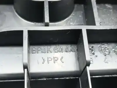 Second-hand car spare part center console for mazda 3 (bk) 1.6 (bk14) oem iam references bp4k6444  