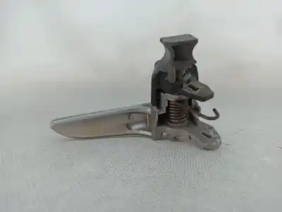 Second-hand car spare part interior left front handle for mazda 3 (bk) 1.6 (bk14) oem iam references   