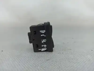 Second-hand car spare part right front power window switch for bmw 5 touring (e39) 530 d oem iam references 8368974  