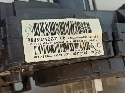 Автозапчастина б/у управління світлом для peugeot 208 caixa (cr_) 1.6 hdi 92 посилання на oem iam 98030392zd  