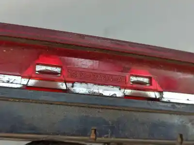 Автозапчасти б/у центральный стоп-сигнал за ford focus i (daw, dbw) 5p ссылки oem iam xs4x13a613ab  