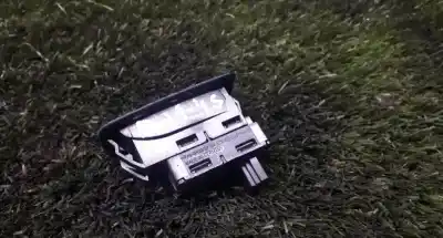 Peça sobressalente para automóvel em segunda mão botão / interruptor elevador vidro traseiro esquerdo por bmw x3 (e83) 2.0 d referências oem iam   