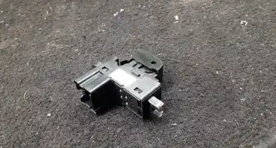 Peça sobressalente para automóvel em segunda mão botão / interruptor elevador vidro traseiro esquerdo por nissan qashqai / qashqai +2 i (j10, nj10, jj10e) 1.5 dci referências oem iam   