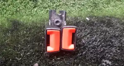 Автозапчасти б/у крюк для ремня задний правый за ford fiesta vi (cb1, ccn) 1.5 tdci ссылки oem iam    Автозапчасти б/у крюк для ремня задний правый за ford fiesta vi (cb1, ccn) 1.5 tdci ссылки oem iam