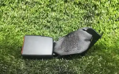 Автозапчасти б/у крюк для ремня задний правый за fiat 500 (312_) 1.2 (312axa1a) ссылки oem iam   