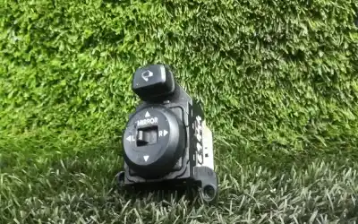 Pezzo di ricambio per auto di seconda mano controllo specchio per hyundai i30 (fd) 1.6 crdi riferimenti oem iam 