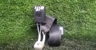 Pièce détachée automobile d'occasion boucle de ceinture de sécurité avant droit pour audi a4 b6 (8e2) 1.9 tdi références oem iam  Pièce détachée automobile d'occasion boucle de ceinture de sécurité avant droit pour audi a4 b6 (8e2) 1.9 tdi références oem iam