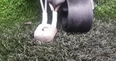 Автозапчастина б/у передній правий гачок для audi a4 b6 (8e2) 1.9 tdi посилання на oem iam   