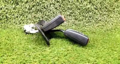 Second-hand car spare part left rear seat belt buckle for audi a4 b6 avant (8e5) 1.9 tdi oem iam references  Second-hand car spare part left rear seat belt buckle for audi a4 b6 avant (8e5) 1.9 tdi oem iam references
