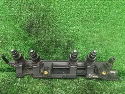 Second-hand car spare part distributor pipe for renault clio i (b/c57_, 5/357_) 1.2 (5/357y 5/357k) oem iam references 7700870914d   Second-hand car spare part distributor pipe for renault clio i (b/c57_, 5/357_) 1.2 (5/357y 5/357k) oem iam references 7700870914d