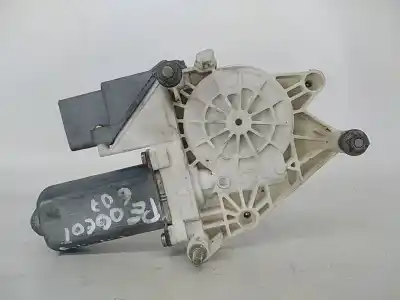 Pièce détachée automobile d'occasion MOTEUR LÈVE VITRE ARRIÈRE GAUCHE pour PEUGEOT 607 (S1)  Références OEM IAM 9632243280  