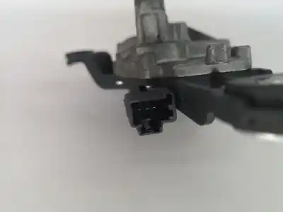 Pièce détachée automobile d'occasion moteur d'essuie-glace arriere pour mitsubishi colt vi (z3_a, z2_a) 1.5 di-d (z39a) références oem iam mn105052  