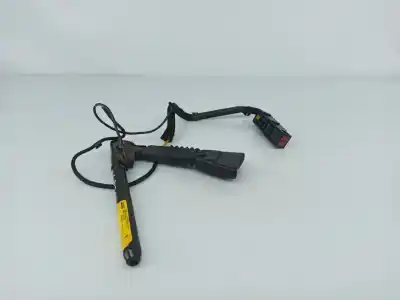 Автозапчасти б/у крюк для ремня передний правый за opel corsa c (x01) 1.2 (f08, f68) ссылки oem iam 09114886