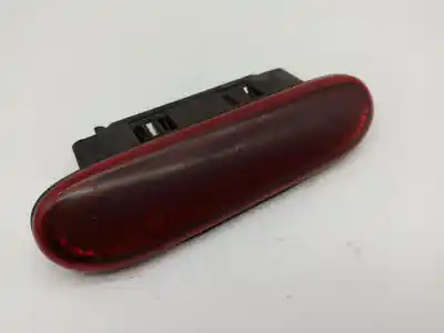 Pièce détachée automobile d'occasion feu de frein central pour renault clio i b c57_, 5 357_ 1.9 d b c s576. b c s57l références oem iam 