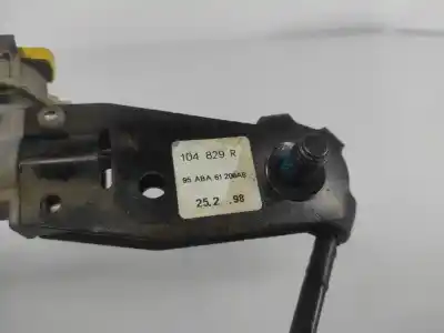 Автозапчастина б/у передня права подушка безпеки для ford fiesta iv (ja_, jb_) 1.25 i 16v посилання на oem iam 95aba61208ab  