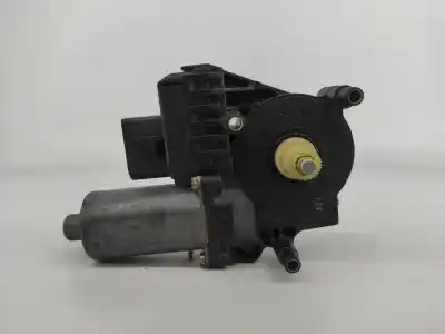 Автозапчасти б/у мотор переднего левого стекла за audi a4 b5 (8d2) 2.5 tdi ссылки oem iam 0130821787 Автозапчасти б/у мотор переднего левого стекла за audi a4 b5 (8d2) 2.5 tdi ссылки oem iam 0130821787