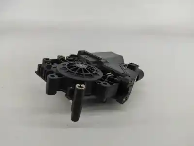Автозапчастина б/у двигатель заднього правого скла для audi a4 b5 avant (8d5) 1.9 tdi посилання на oem iam   