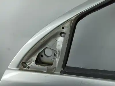 Tweedehands auto-onderdeel linker voordeur voor opel corsa c 1.3 16v cdti cat (z 13 dt / ln9) oem iam-referenties   