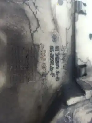 Second-hand car spare part engine cover for audi a4 b6 (8e2) 1.9 tdi oem iam references 054682af  