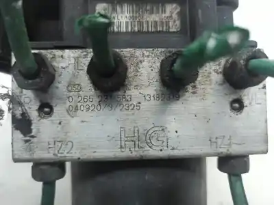 Pezzo di ricambio per auto di seconda mano abs per opel corsa c 1.3 16v cdti cat (z 13 dt / ln9) riferimenti oem iam 0265231583  