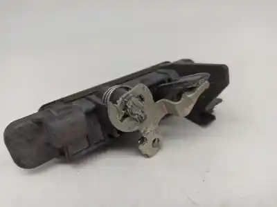 Second-hand car spare part tailgate back door handle for mazda 3 (bk) 1.3 (bk14) oem iam references   