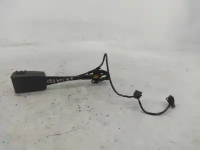 Peça sobressalente para automóvel em segunda mão chicote / encaixe cinto segurança dianteiro direito por audi a4 (8k2, b8) 26.580 gasóleo 2008 4p referências oem iam 8k0857755