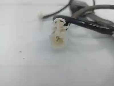 Second-hand car spare part right front seat belt buckle for toyota prius hatchback (_w2_) 1.5 hybrid (nhw20_) oem iam references e034501  