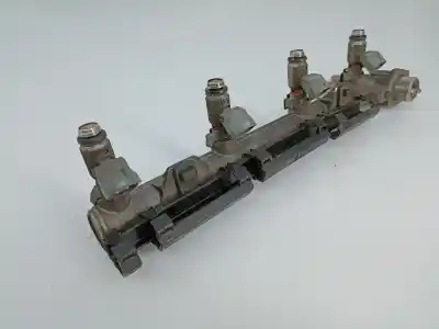 Автозапчастина б/у рампа инжектора для seat leon (1m1) 1.4 16v посилання на oem iam 036133319  