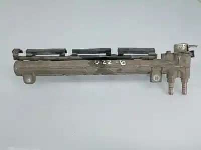 Автозапчастина б/у рампа инжектора для seat leon (1m1) 1.4 16v посилання на oem iam 036133319  